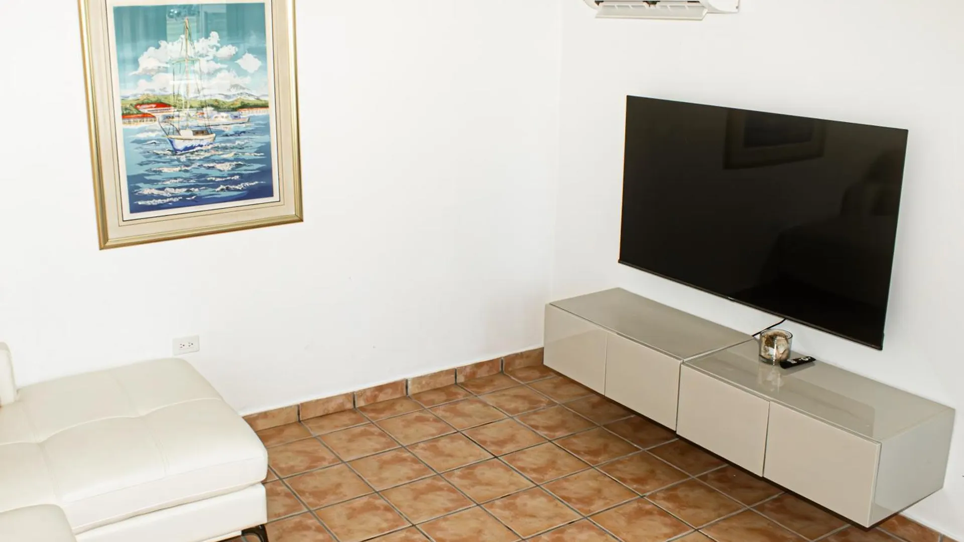 New ! Beachfront Villa - Golf, Pool & Ocean View Dorado Portoryko